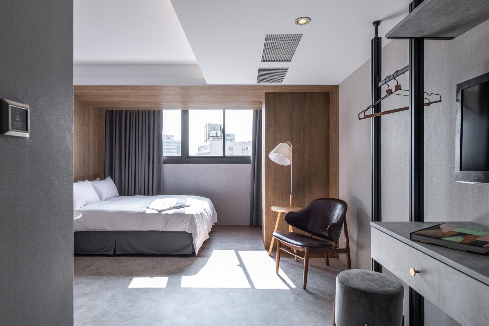 Ren Mei Fashion Hotel Taichung Exterior photo